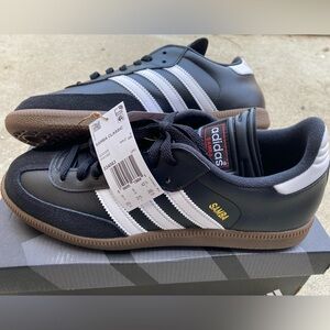 Samba Classic Soccer Adidas